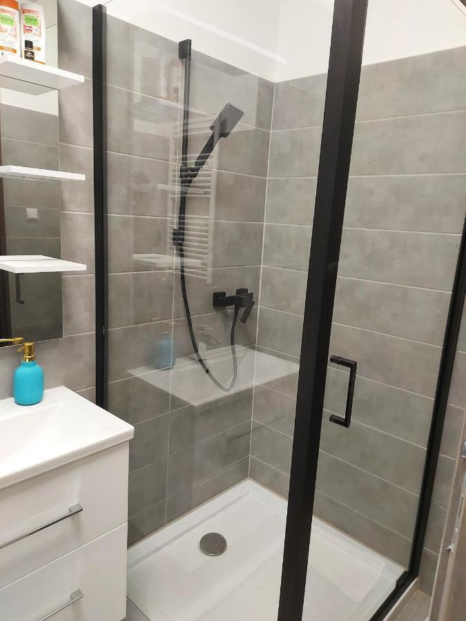 Silver Dream Apartmanhaz Debrecen Bagian luar foto