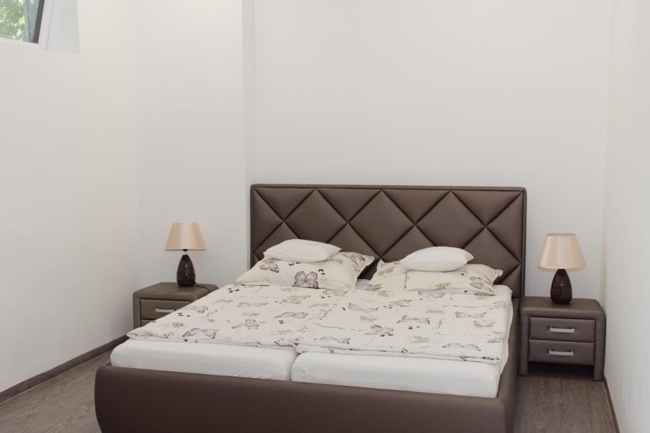 Silver Dream Apartmanhaz Debrecen Bagian luar foto